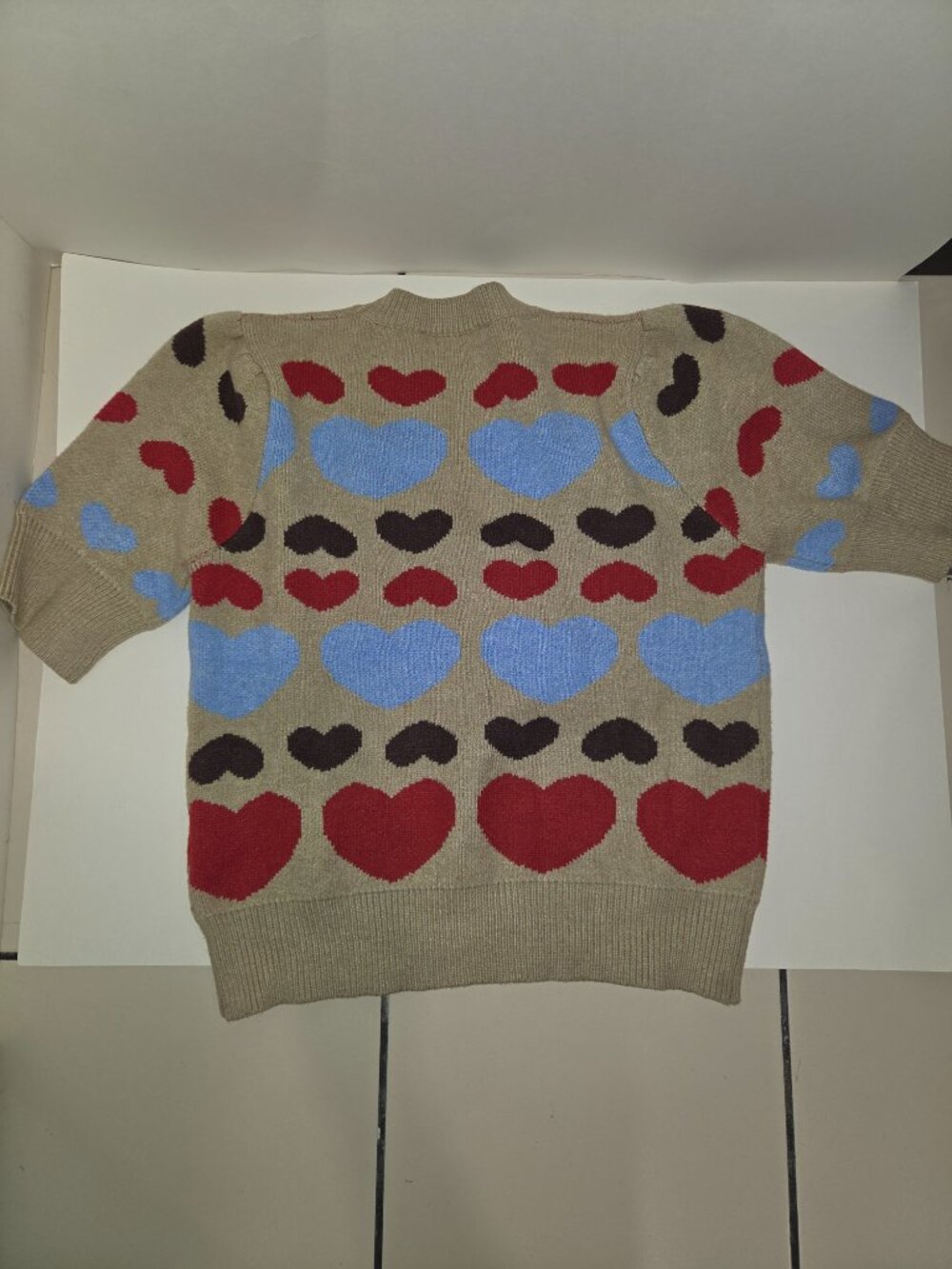 Olive and Bette's Hearts Puff Sleeve Sweater Size Medium Retail $128 - Picture 7 of 7